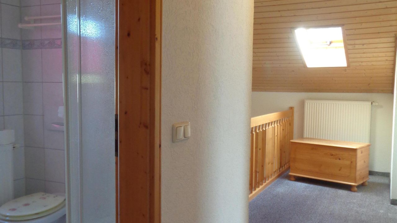 DU/WC obere Etage DU/WC obere Etage